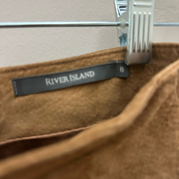 River Island Faux Suede Skirt - Picture 2 of 3